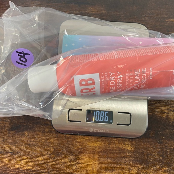 Pretty Magic Makeup & Hair Volume Duo Bundle - Picture 8 of 8